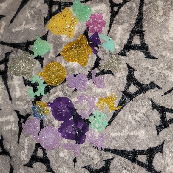 Christmas ornaments - Picture 1 of 1